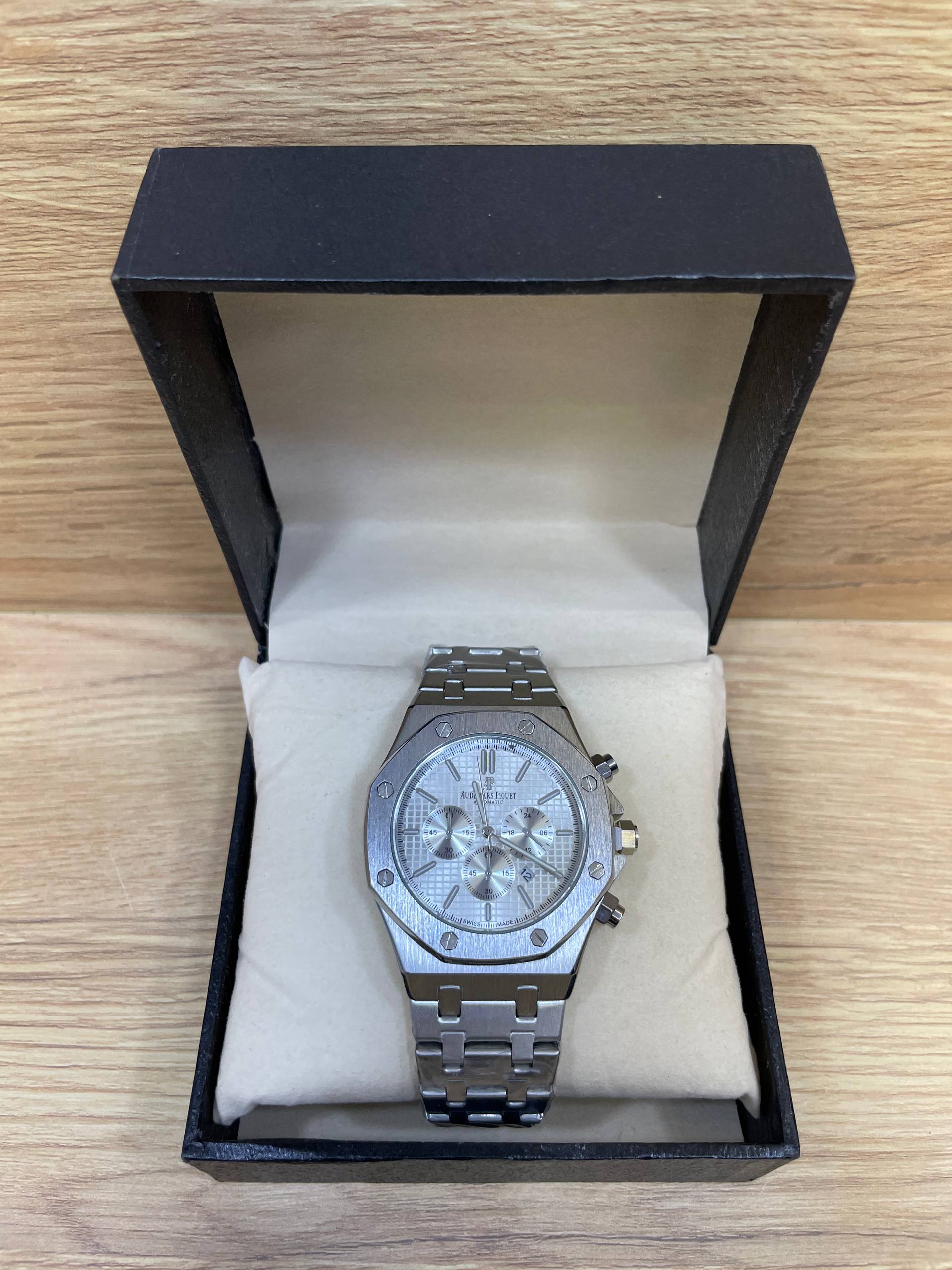 AP CHRONOGRAPHE BOITE SIMPLE
