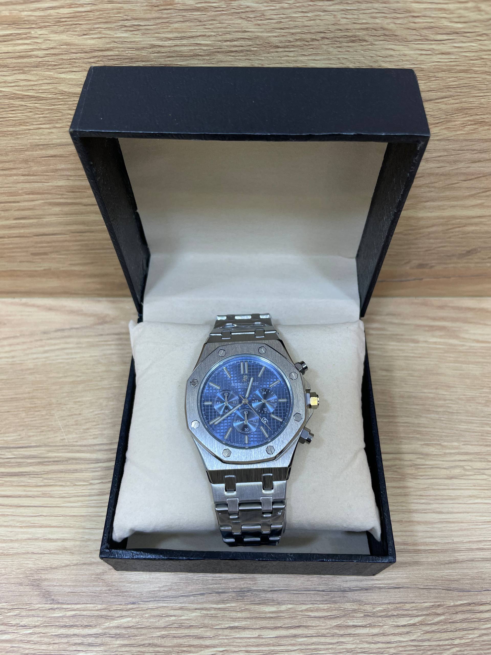 AP CHRONOGRAPHE BOITE SIMPLE