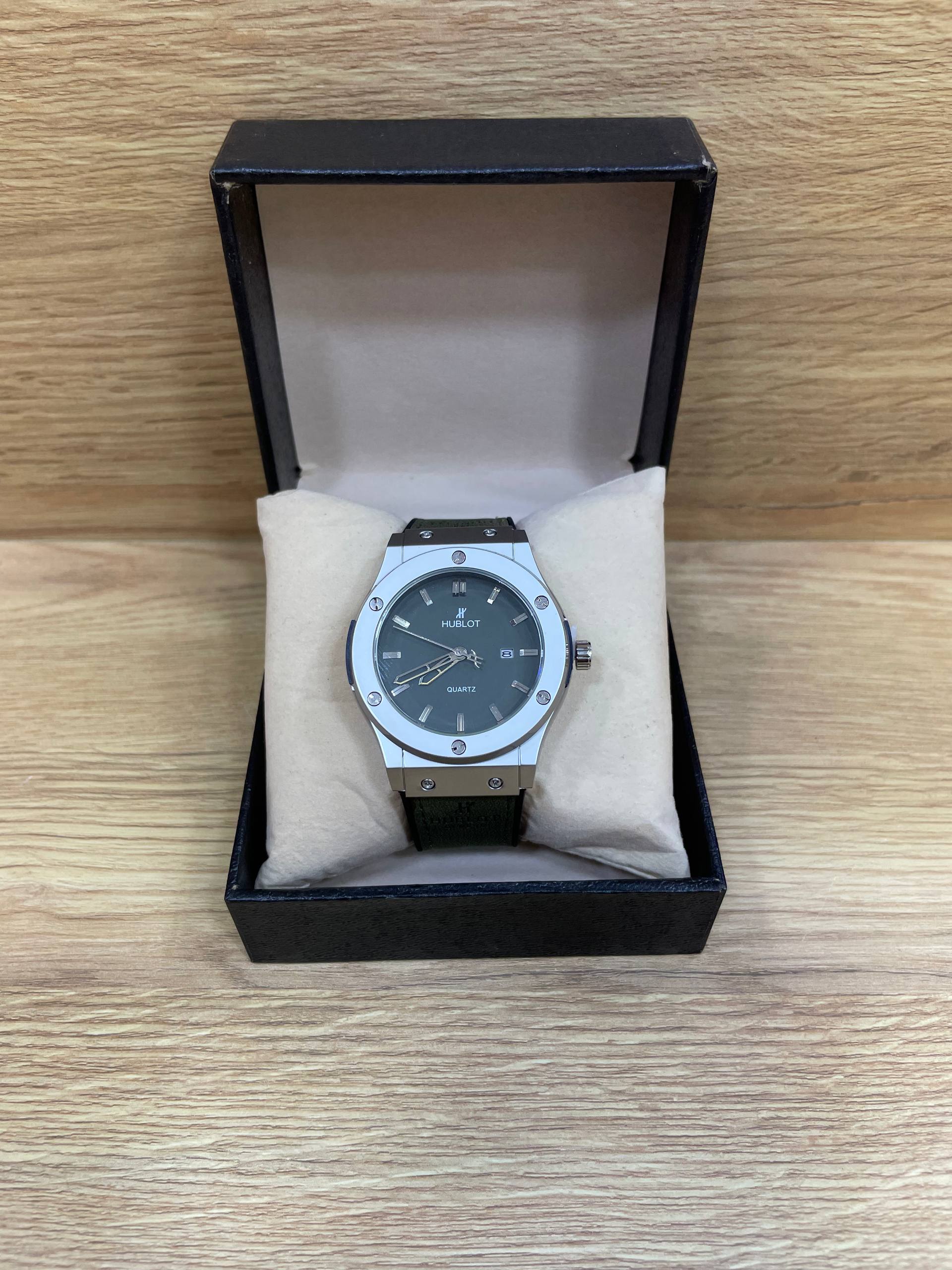 HUBLOT BOITE SIMPLE