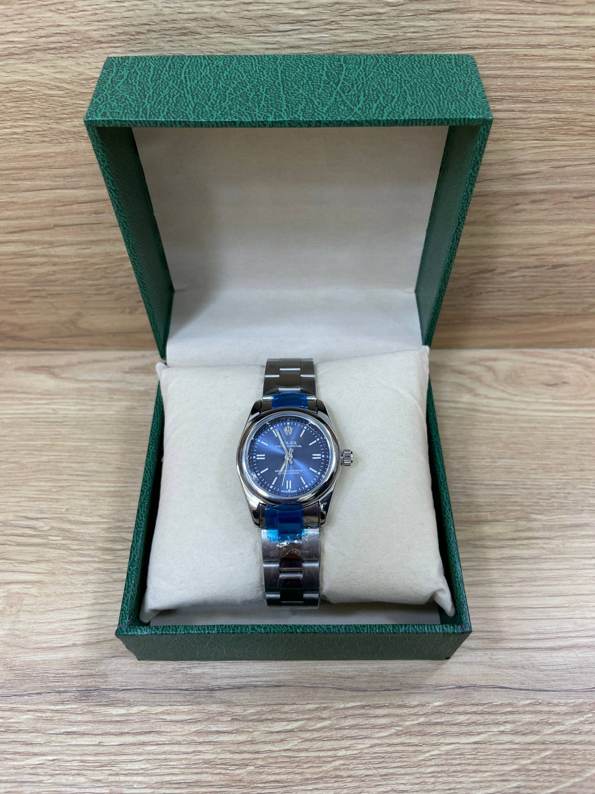 ROLEX PERPETUAL BOITE SIMPLE FEMME