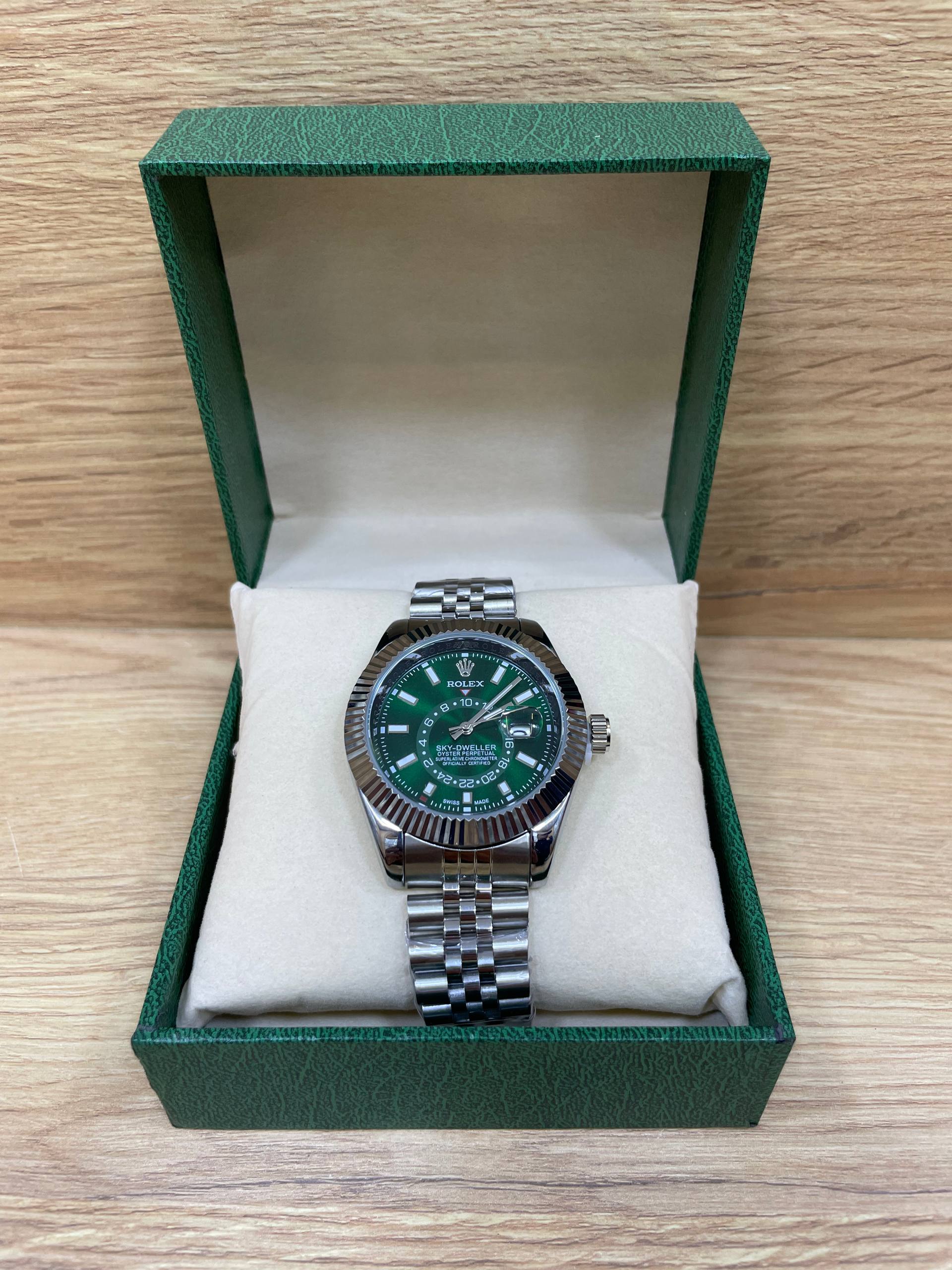 ROLEX SKY-DWELLER BOITE SIMPLE